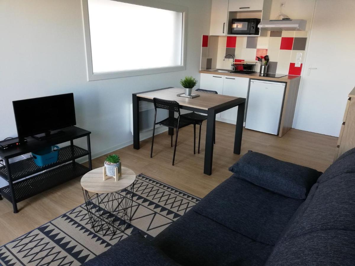 Studios Les 3 Eclats Saint-Laurent-sur-Sèvre Exterior foto